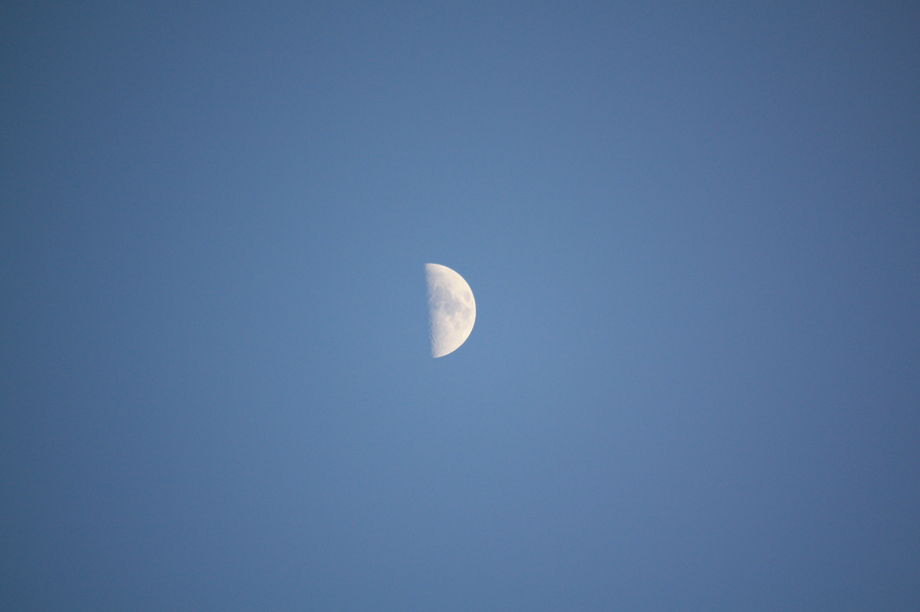 full moon zoom